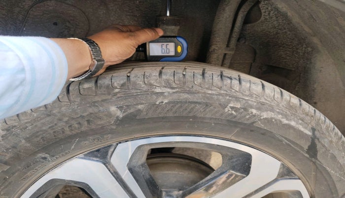 2023 Tata NEXON XE PETROL, Petrol, Manual, 10,203 km, tyre