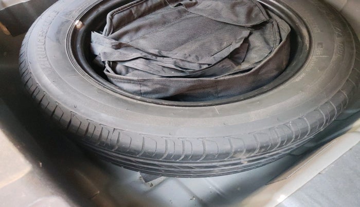 2023 Tata NEXON XE PETROL, Petrol, Manual, 10,203 km, tyre