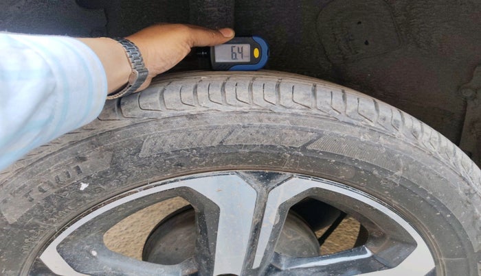 2023 Tata NEXON XE PETROL, Petrol, Manual, 10,203 km, tyre