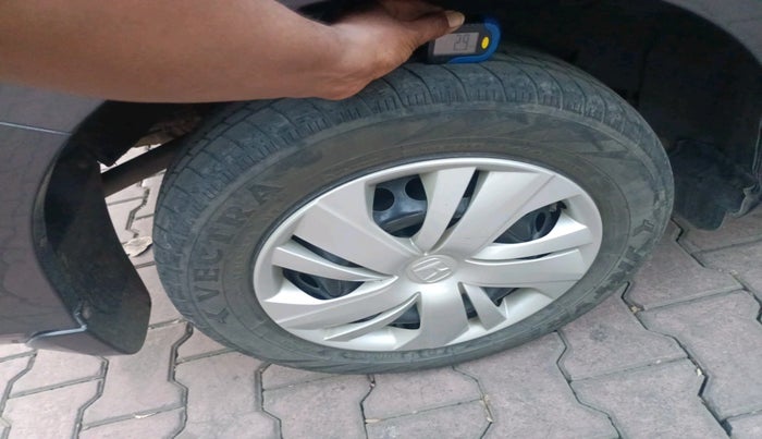 2019 Honda Amaze 1.2L I-VTEC S, Petrol, Manual, 22,234 km, tyre