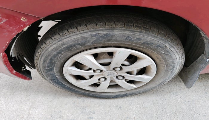 2013 Hyundai Eon D-LITE+, Petrol, Manual, 41,718 km, tyre