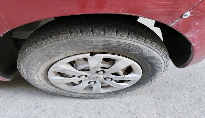 2013 Hyundai Eon D-LITE+, Petrol, Manual, 41,718 km, tyre