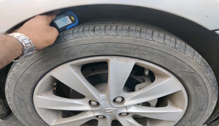 2011 Hyundai Verna FLUIDIC 1.6 VTVT SX, Petrol, Manual, 78,893 km, tyre