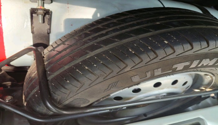 2021 Maruti New Wagon-R LXI CNG (O) 1.0, CNG, Manual, 1,09,595 km, tyre