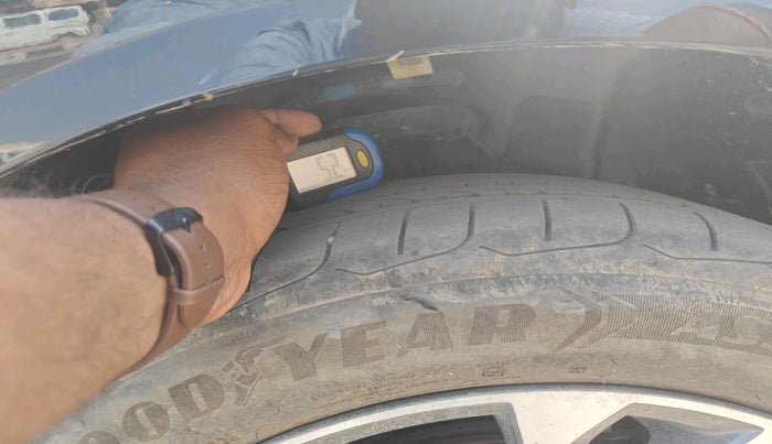 2023 Hyundai Verna SX 1.5 l MPI, Petrol, Manual, 15,000 km, tyre