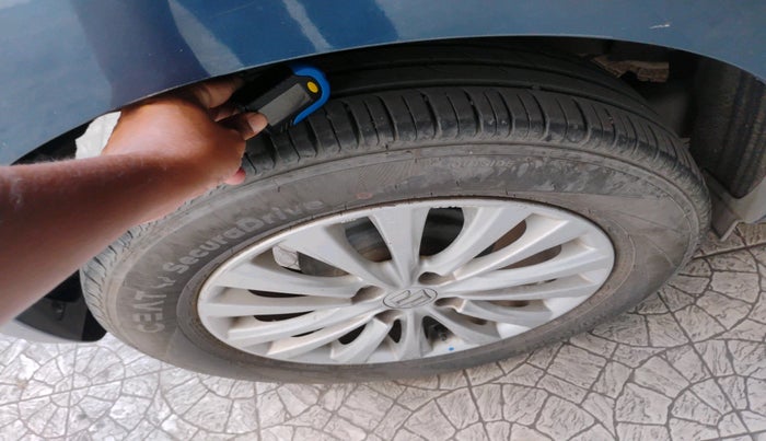 2017 Maruti Baleno DELTA PETROL 1.2, Petrol, Manual, 33,668 km, tyre