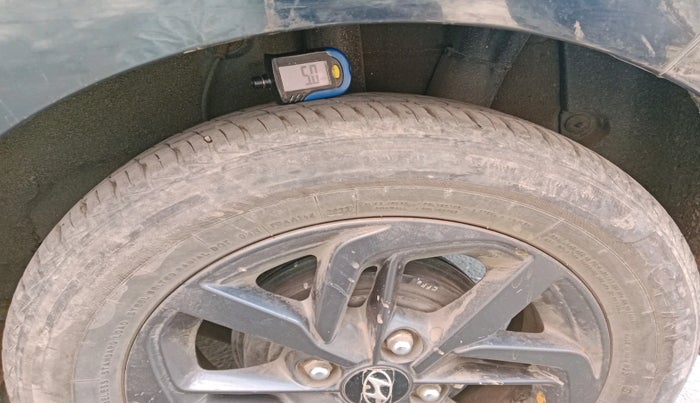 2022 Hyundai GRAND I10 NIOS SPORTZ 1.2 KAPPA VTVT CNG, CNG, Manual, 26,740 km, tyre