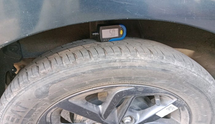 2022 Hyundai GRAND I10 NIOS SPORTZ 1.2 KAPPA VTVT CNG, CNG, Manual, 26,740 km, tyre