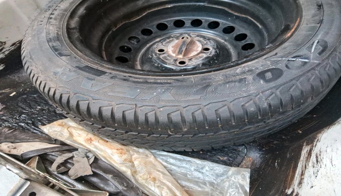 2015 Honda City 1.5L I-VTEC VX CVT, Petrol, Automatic, 73,716 km, tyre