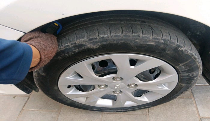 2018 Hyundai Grand i10 SPORTZ 1.2 KAPPA VTVT, Petrol, Manual, 54,524 km, tyre