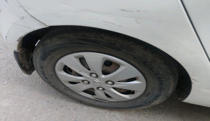 2011 Hyundai i10 MAGNA 1.2, CNG, Manual, 1,34,517 km, tyre