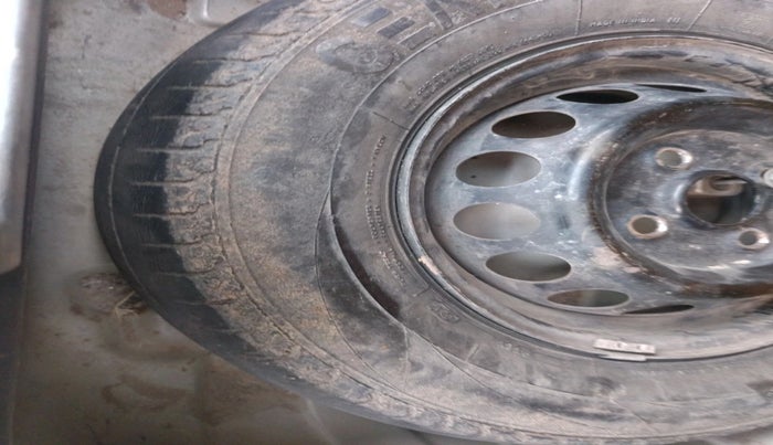 2014 Maruti Alto 800 LXI, Petrol, Manual, 61,379 km, tyre