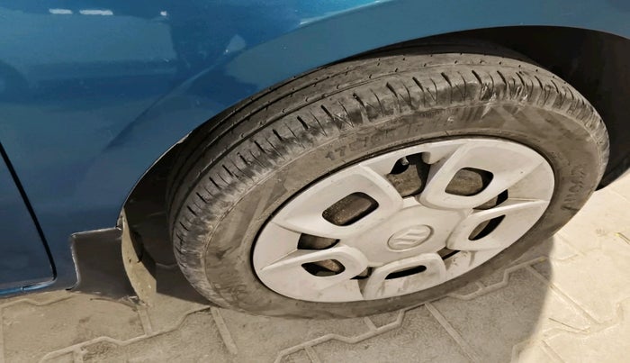 2017 Maruti IGNIS DELTA 1.2, Petrol, Manual, 75,064 km, tyre