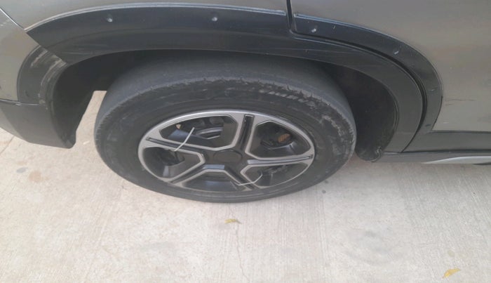 2018 Maruti Vitara Brezza VDI, Diesel, Manual, 1,44,288 km, tyre