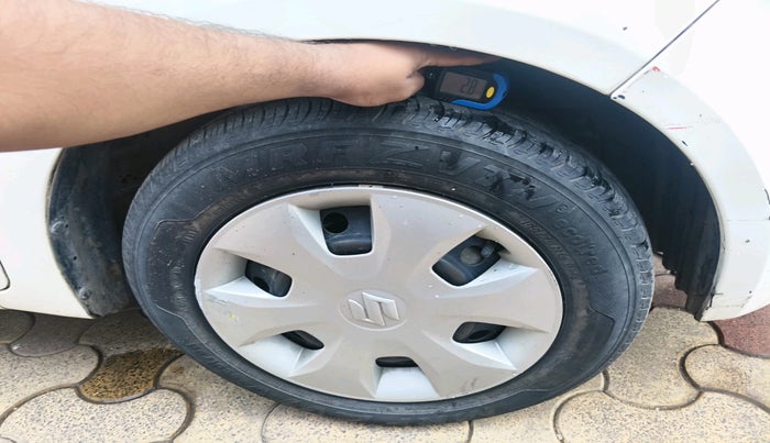 2022 Maruti New Wagon-R VXI CNG 1.0, CNG, Manual, 70,965 km, tyre