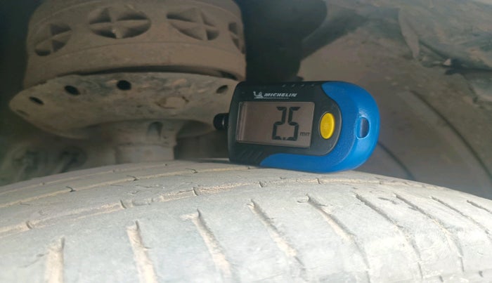 2018 Honda WR-V 1.5L I-DTEC VX MT, Diesel, Manual, 1,55,974 km, tyre