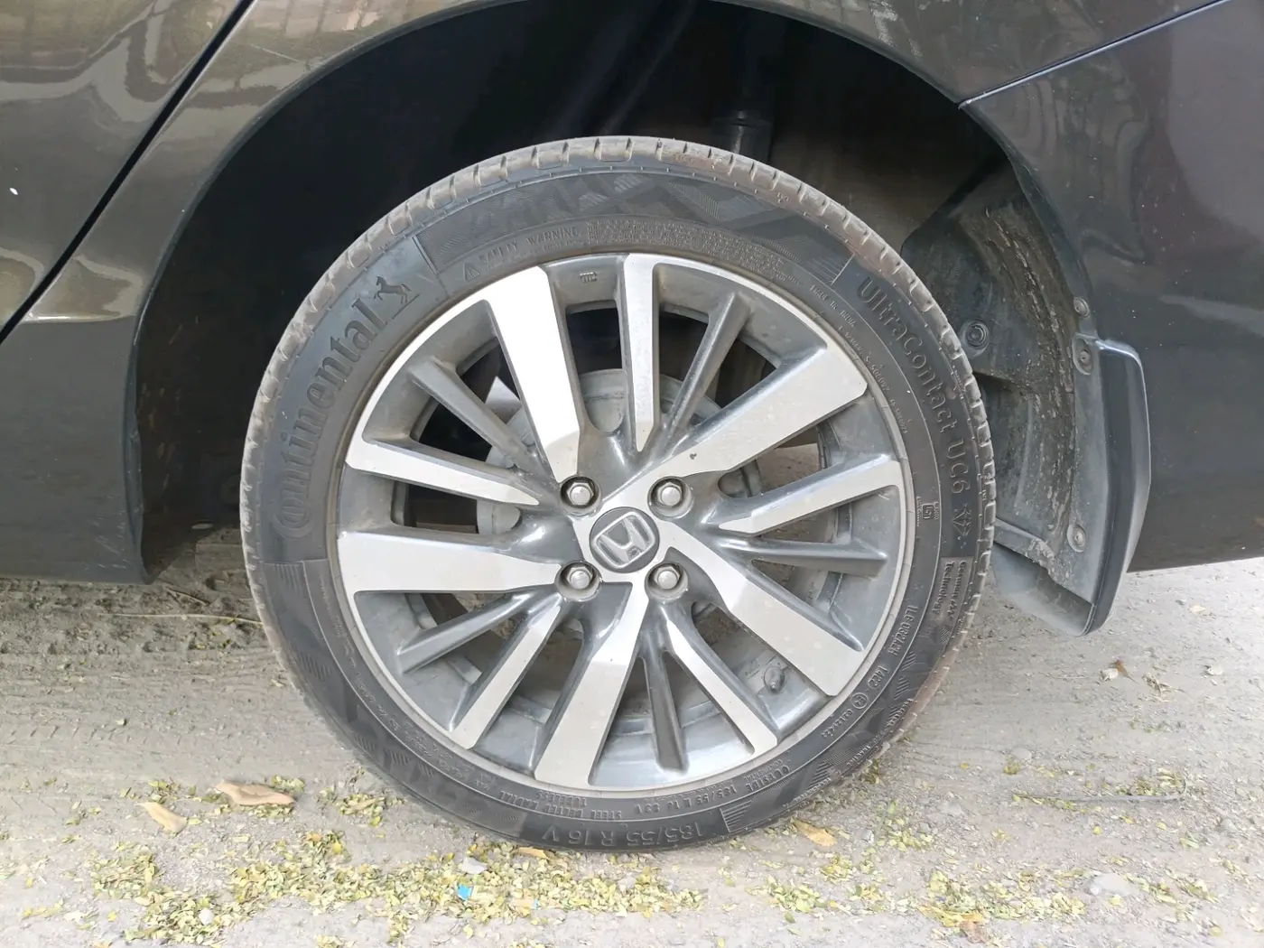 2021 Honda City 1.5L I-VTEC ZX, Petrol, Manual, 1,00,804 km, tyre