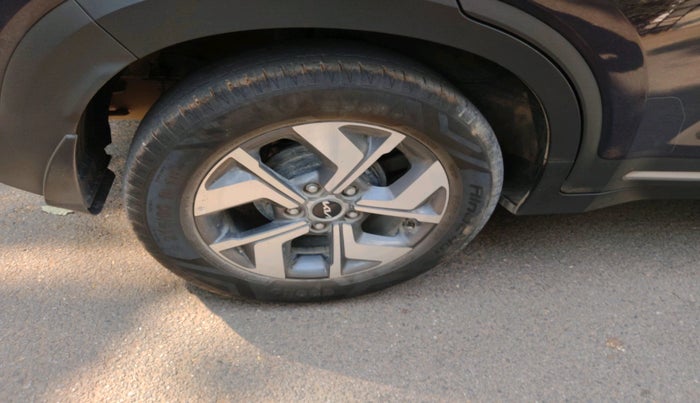 2023 KIA SONET HTX 1.0 DCT, Petrol, Automatic, 31,637 km, tyre