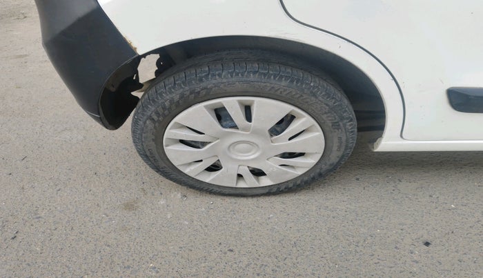 2013 Maruti Wagon R 1.0 VXI, CNG, Manual, 1,71,906 km, tyre