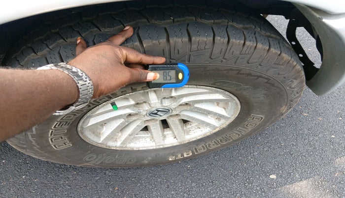 2004 Ford Endeavour XLT 4X2 MT, Diesel, Manual, 2,28,993 km, tyre