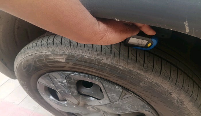 2025 Tata PUNCH Adventure Plus iCNG, CNG, Manual, 735 km, tyre