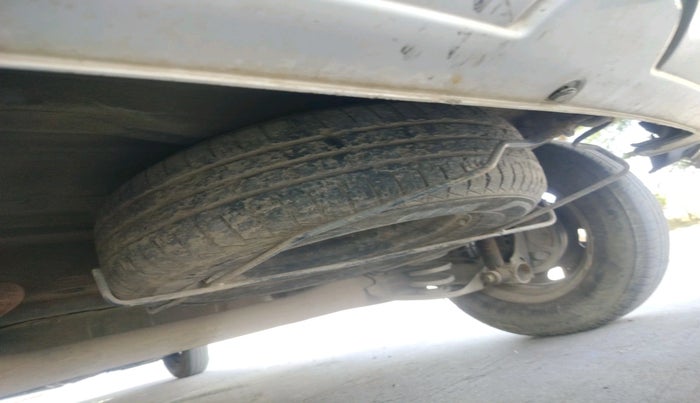 2021 Renault TRIBER RXT, Petrol, Manual, 1,63,880 km, tyre