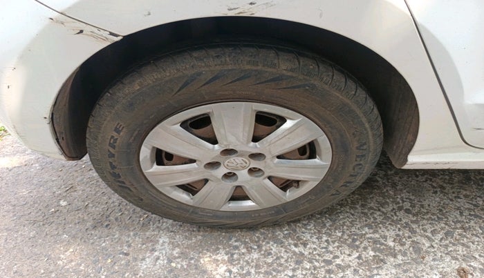 2013 Volkswagen Polo TRENDLINE 1.2L DIESEL, Diesel, Manual, 1,34,145 km, tyre