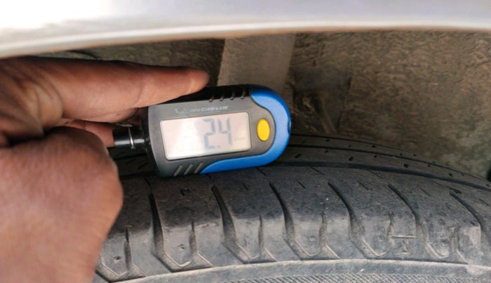 2017 Tata Zest XMS 75PS DIESEL, Diesel, Manual, 1,18,309 km, tyre