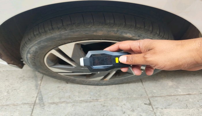 2023 Hyundai NEW I20 ASTA (O) 1.0 TURBO GDI DCT, Petrol, Automatic, 20,110 km, tyre