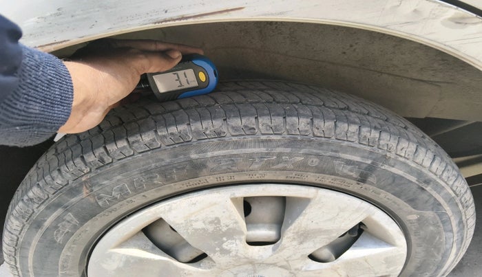 2011 Maruti Wagon R 1.0 LXI, Petrol, Manual, 98,330 km, tyre