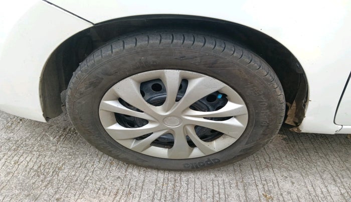 2017 Maruti Wagon R 1.0 VXI, CNG, Manual, 1,20,835 km, tyre