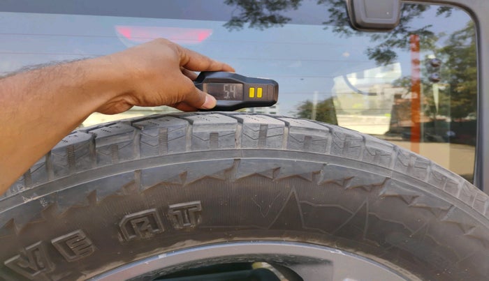 2023 Mahindra Thar LX HARD TOP 4WD MT, Diesel, Manual, 68,061 km, tyre