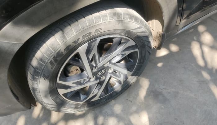 2024 Hyundai Creta SX (O) 1.5 DIESEL AT, Diesel, Automatic, 59,596 km, tyre