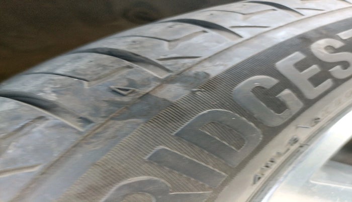 2013 Hyundai Verna FLUIDIC 1.6 VTVT EX, Petrol, Manual, 82,771 km, tyre