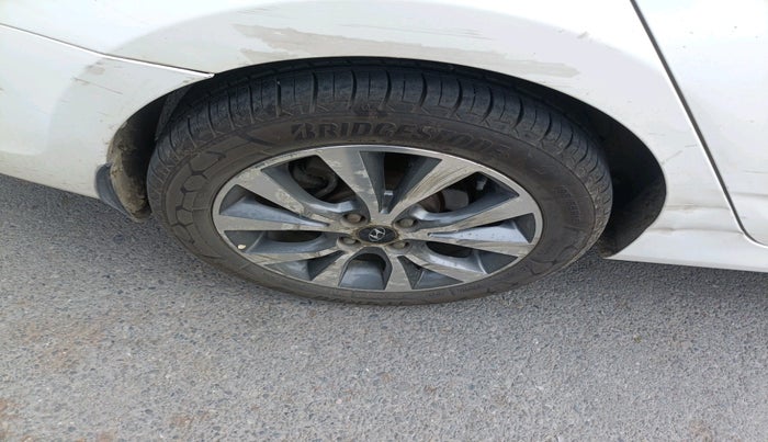 2013 Hyundai Verna FLUIDIC 1.6 VTVT EX, Petrol, Manual, 82,771 km, tyre