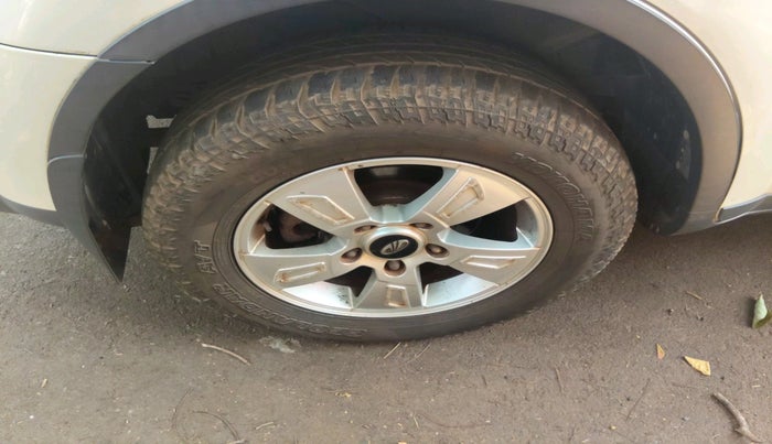 2012 Mahindra XUV500 W6, Diesel, Manual, 93,257 km, tyre