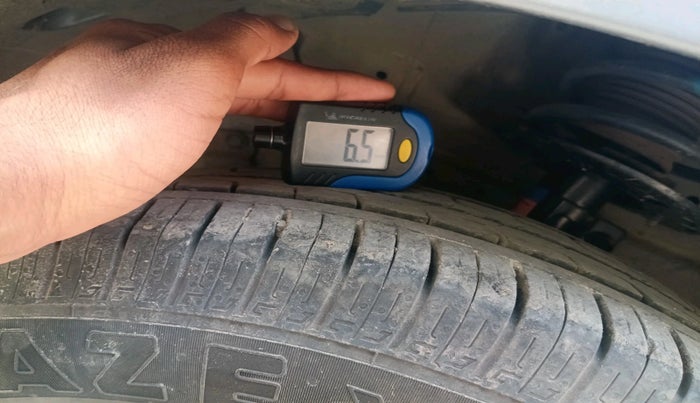 2019 Maruti Ciaz SIGMA 1.5 SHVS MT  PETROL, Petrol, Manual, 68,281 km, tyre