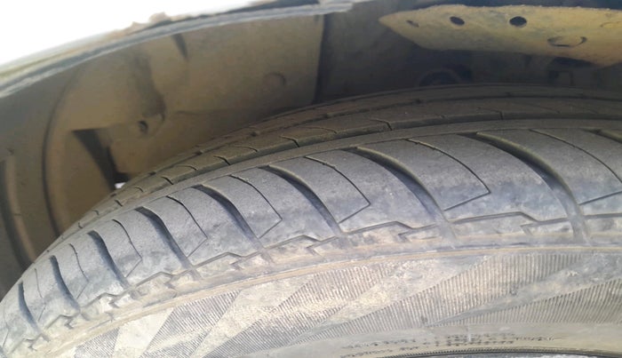 2012 Honda City 1.5L I-VTEC CORPORATE MT, Petrol, Manual, 98,646 km, tyre