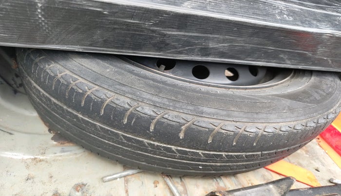 2018 Toyota Etios GD, Diesel, Manual, 94,358 km, tyre