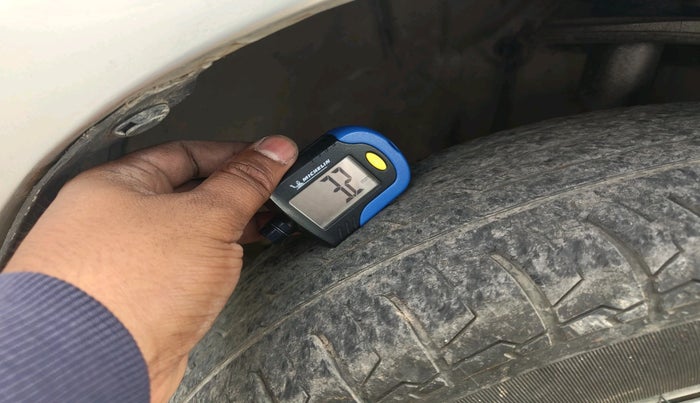 2018 Toyota Etios GD, Diesel, Manual, 94,358 km, tyre