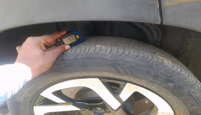 2021 Nissan MAGNITE XV PREMIUM TURBO, Petrol, Manual, 38,034 km, tyre