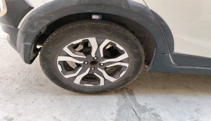 2019 Honda WR-V 1.5L I-DTEC VX MT, Diesel, Manual, 1,43,780 km, tyre