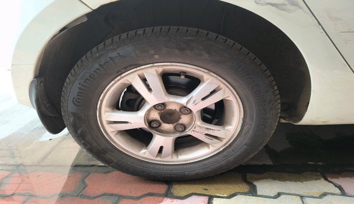 2010 Hyundai i20 ASTA 1.4 CRDI, Diesel, Manual, 1,49,696 km, tyre