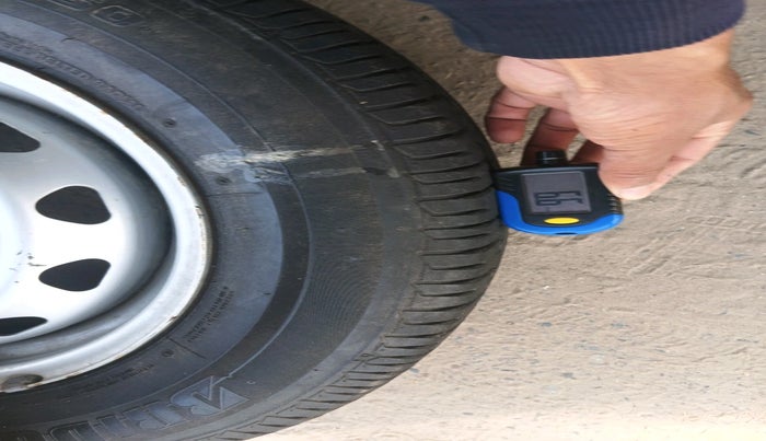 2018 Tata Tiago XM PETROL, Petrol, Manual, 31,629 km, tyre