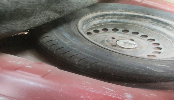 2012 Honda Brio S MT, Petrol, Manual, 38,466 km, tyre