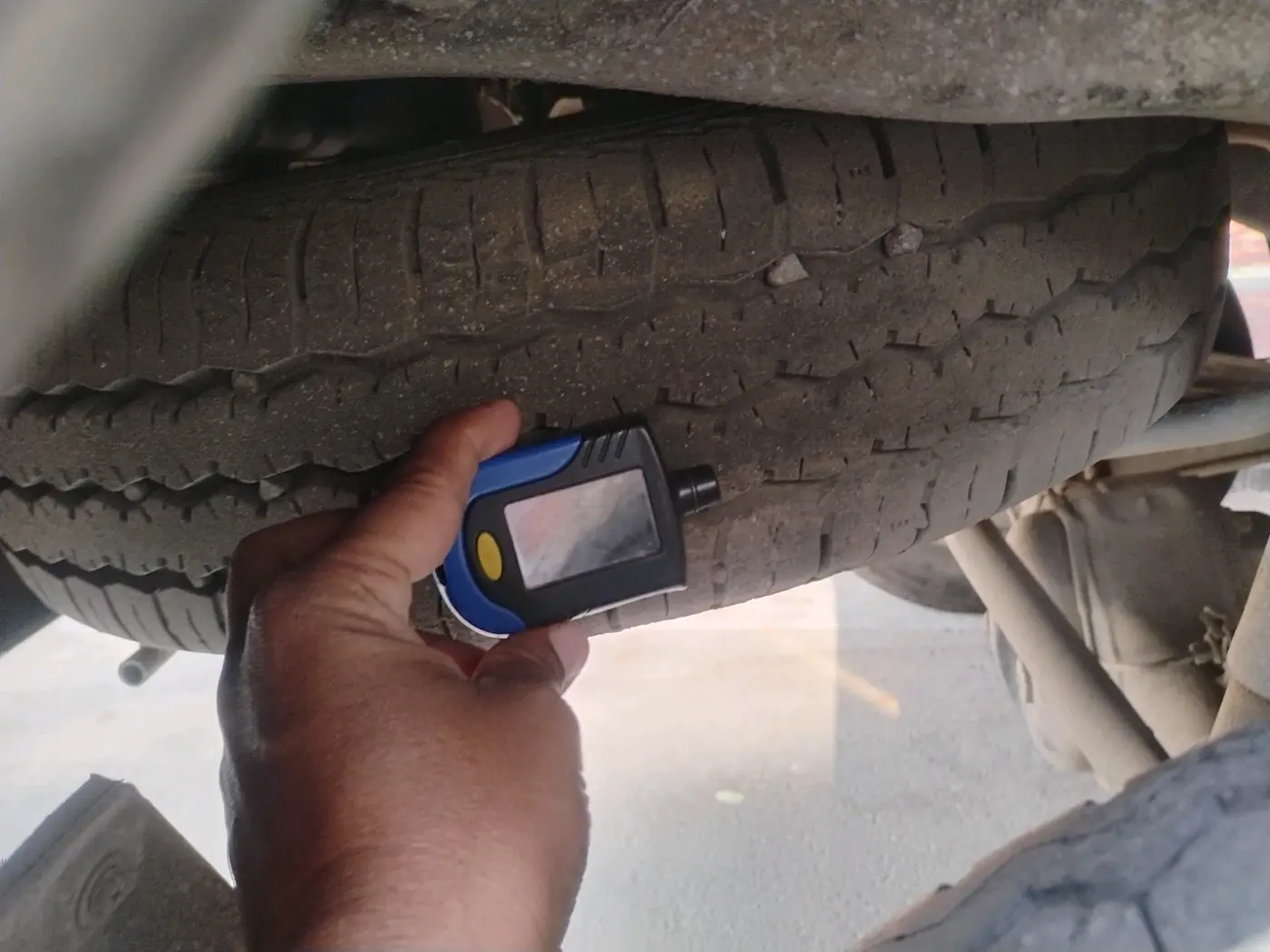 2023 Maruti Eeco 5 STR AC CNG, CNG, Manual, 55,555 km, tyre