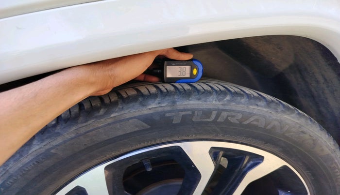 2021 Jeep Compass MODEL S (O) 1.4 PETROL DCT, Petrol, Automatic, 34,033 km, tyre