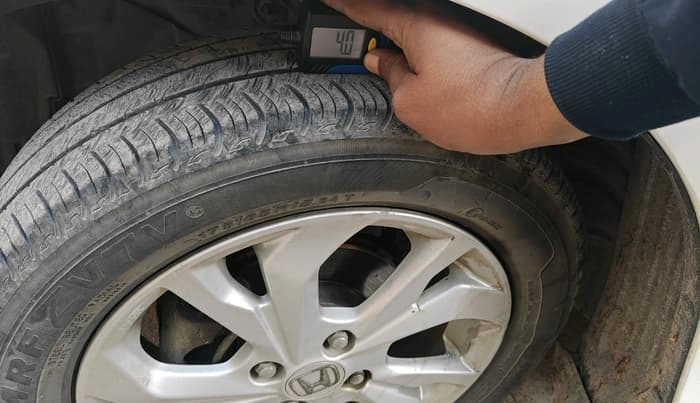 2019 Honda Amaze 1.2L I-VTEC VX, Petrol, Manual, 28,300 km, tyre