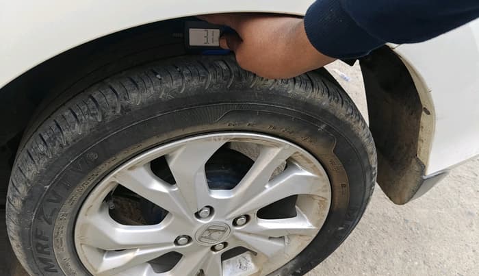 2019 Honda Amaze 1.2L I-VTEC VX, Petrol, Manual, 28,300 km, tyre