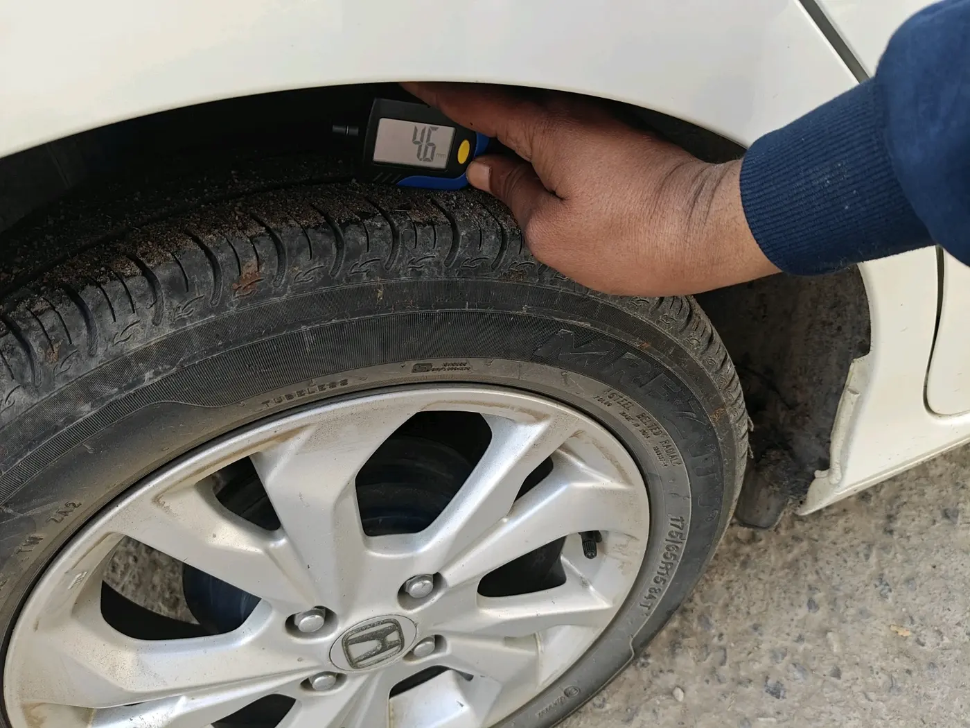 2019 Honda Amaze 1.2L I-VTEC VX, Petrol, Manual, 28,300 km, tyre